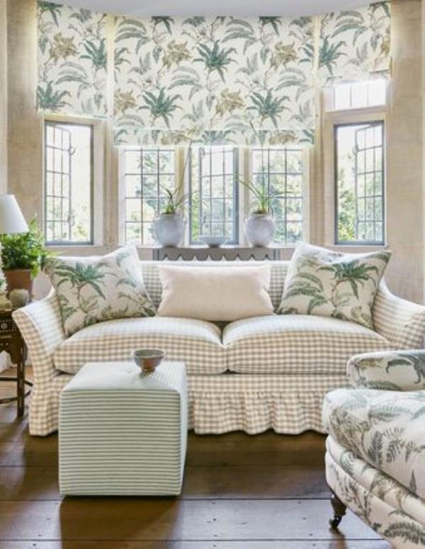 Colefax & Fowler's Woodfern fabric. Colefax & Fowler's Woodfern fabric.